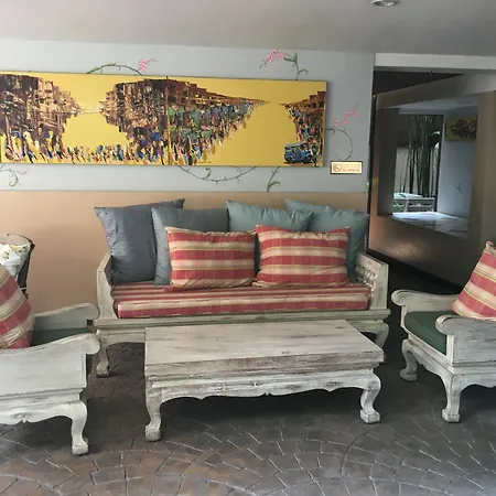 Hub53 Coworking & Coliving Space